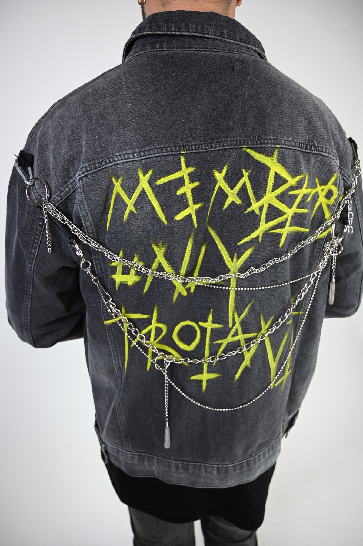 Chain Jacket / 1 of 1
